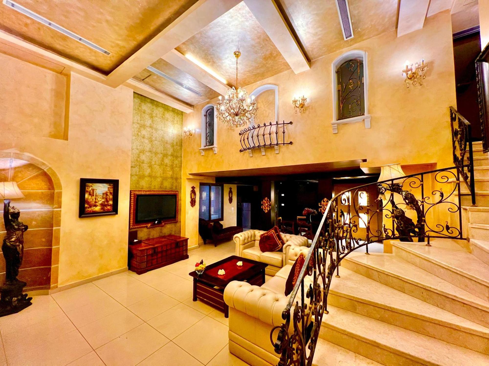 Queens Suite Hotel Beirut Exterior foto