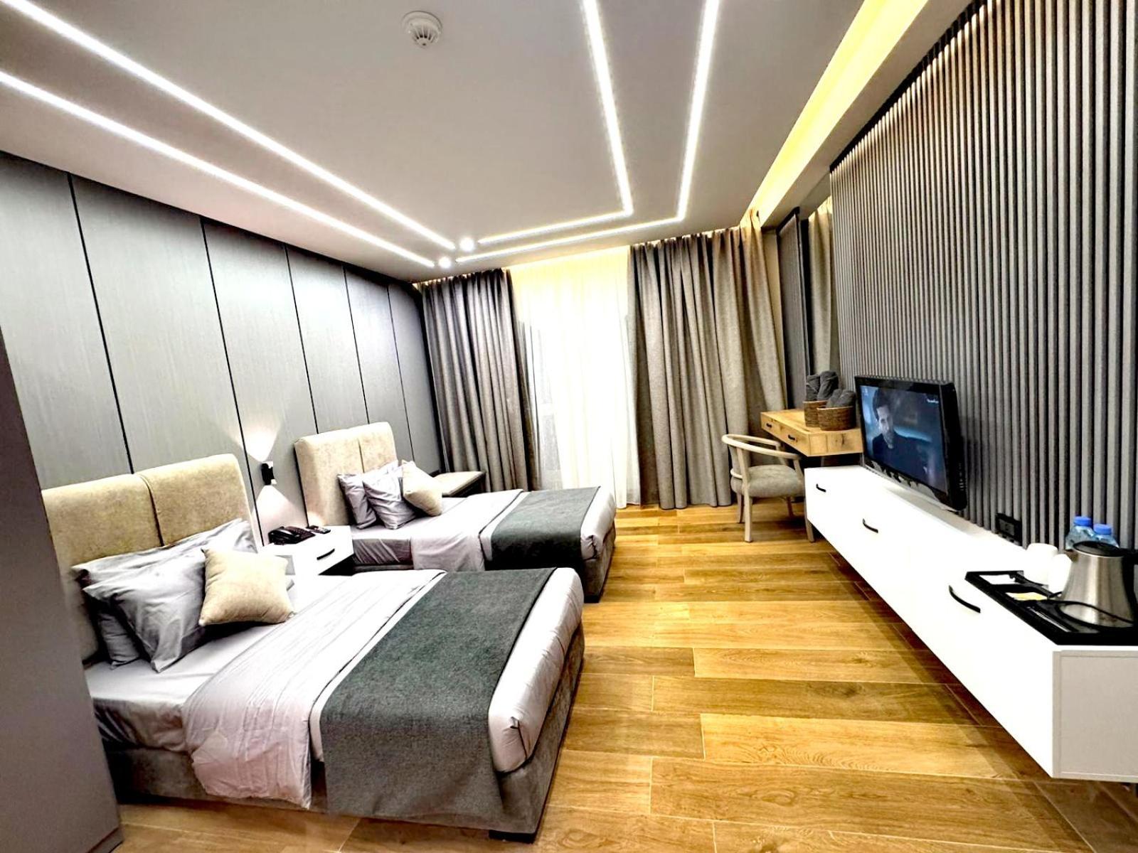 Queens Suite Hotel Beirut Exterior foto