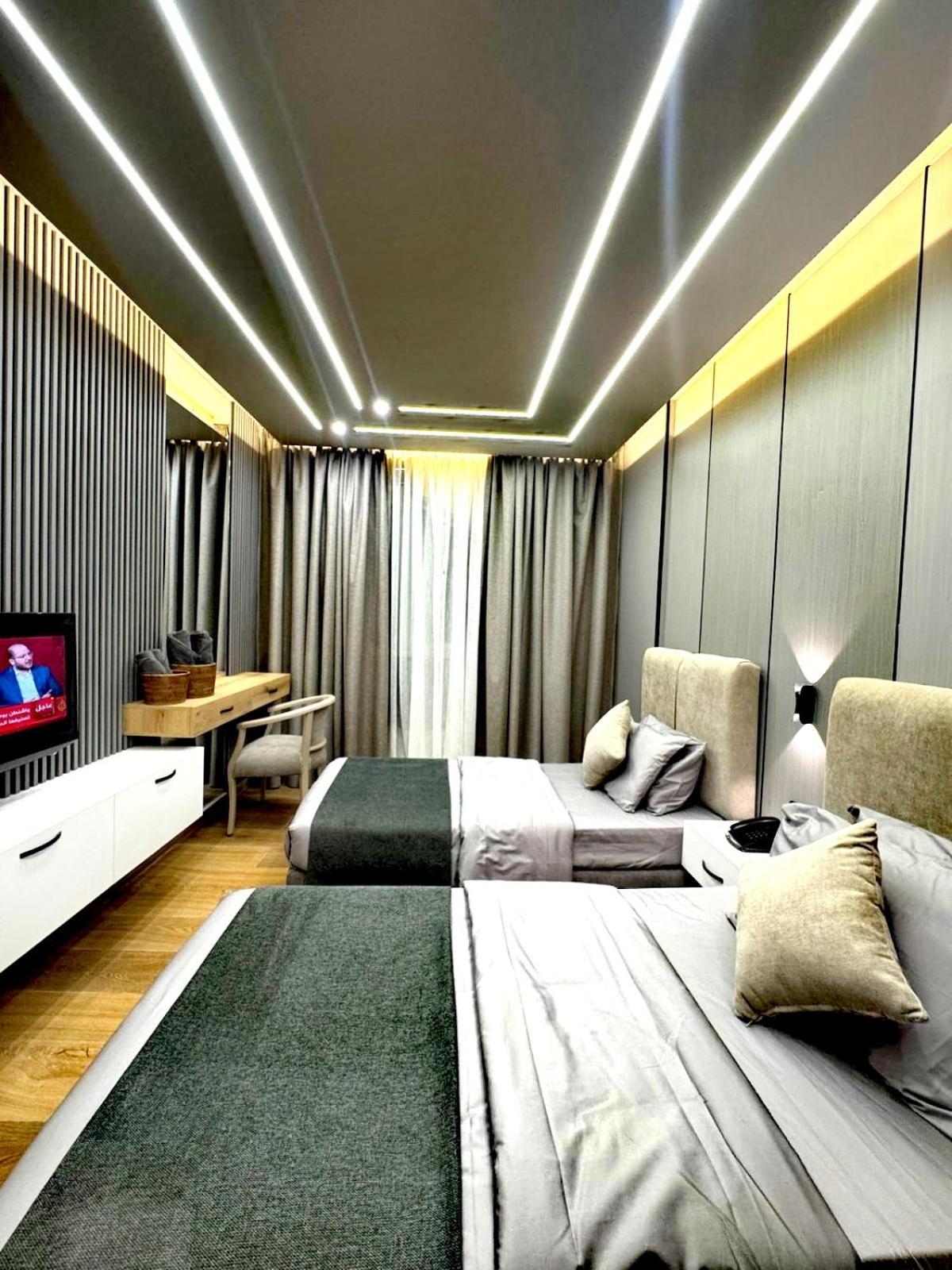 Queens Suite Hotel Beirut Exterior foto