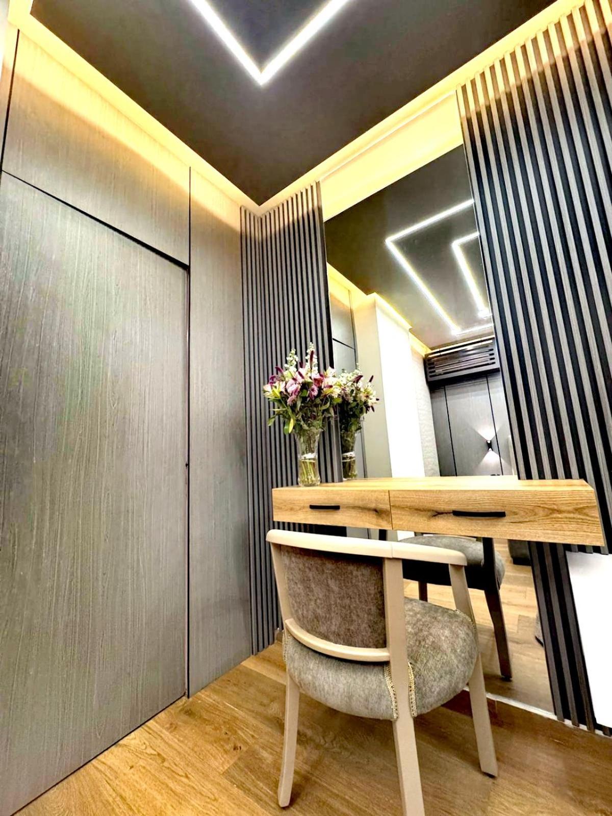 Queens Suite Hotel Beirut Exterior foto