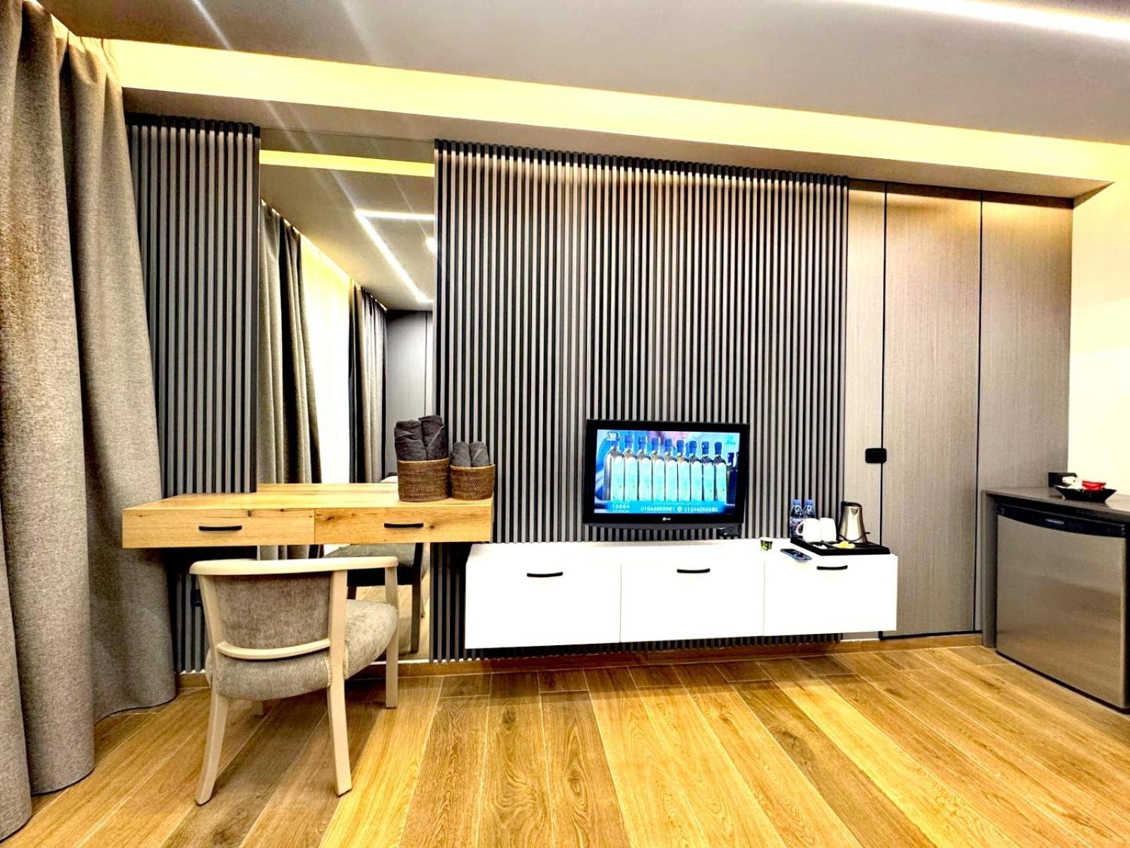 Queens Suite Hotel Beirut Exterior foto