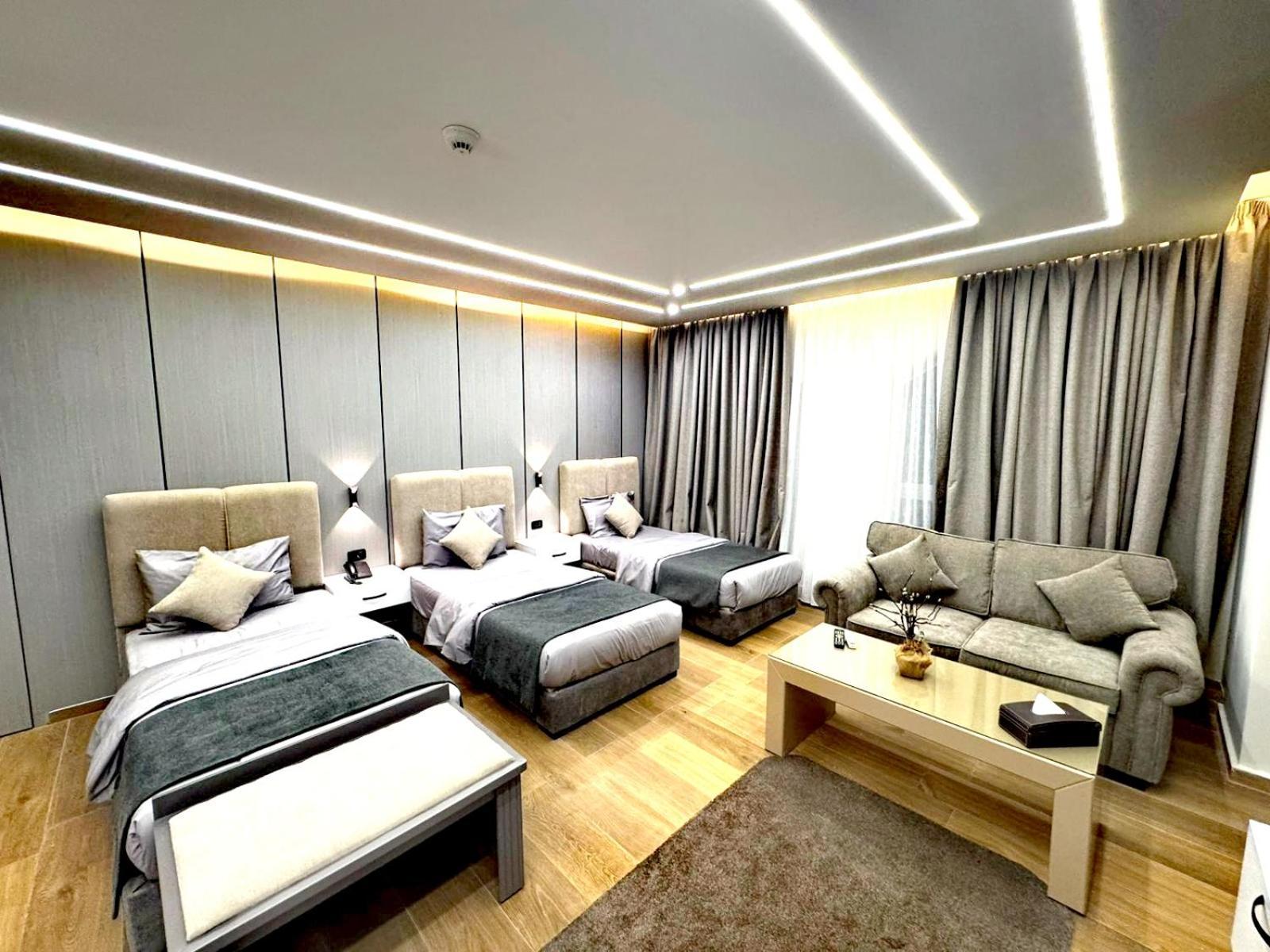 Queens Suite Hotel Beirut Exterior foto