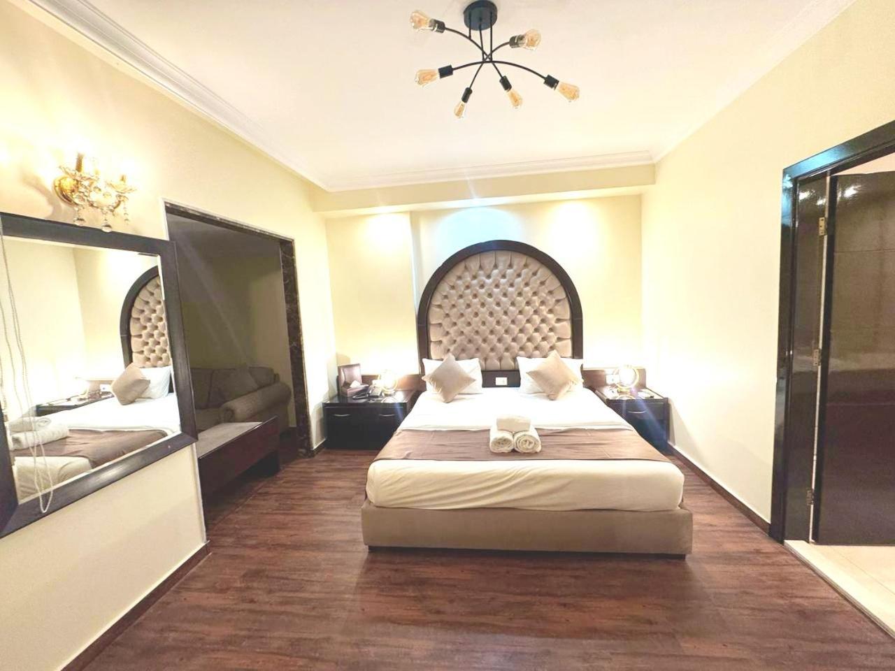 Queens Suite Hotel Beirut Exterior foto