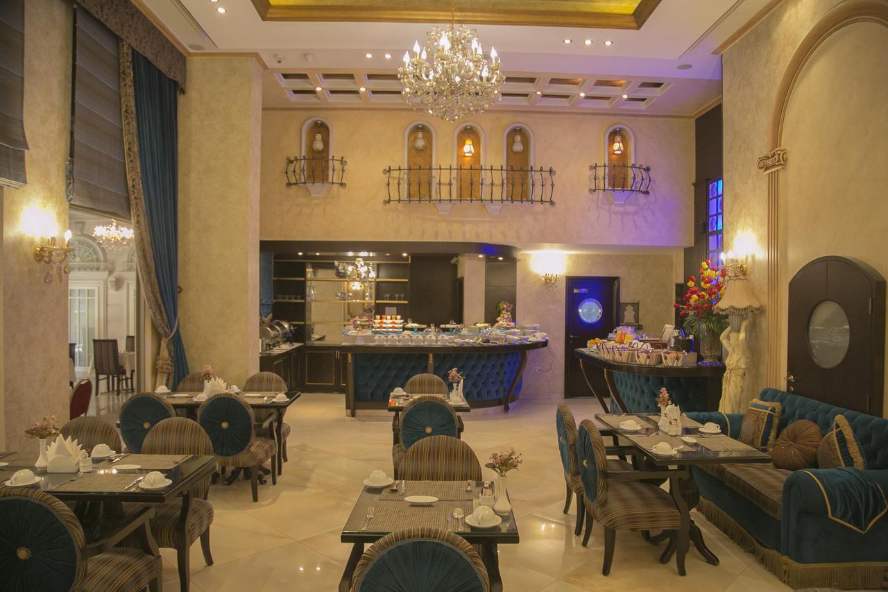 Queens Suite Hotel Beirut Exterior foto